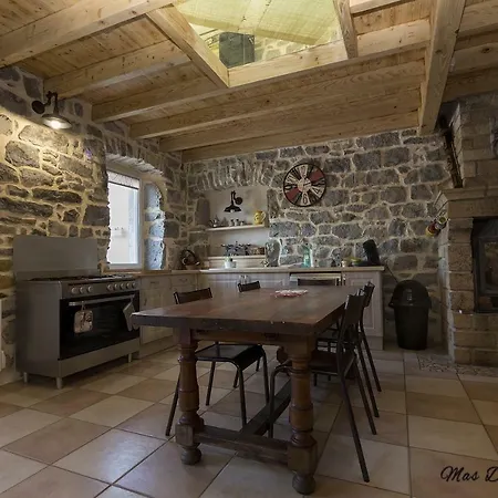 Mas De Guilhaumon Cote Hameau Joyeuse