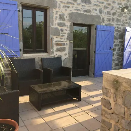 Holiday home Mas De Guilhaumon Cote Hameau Joyeuse