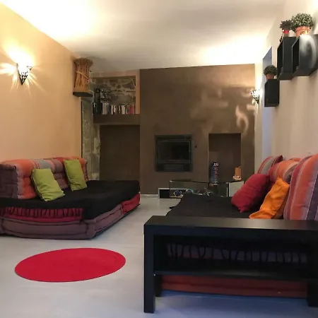 Holiday home Mas De Guilhaumon Cote Hameau Joyeuse